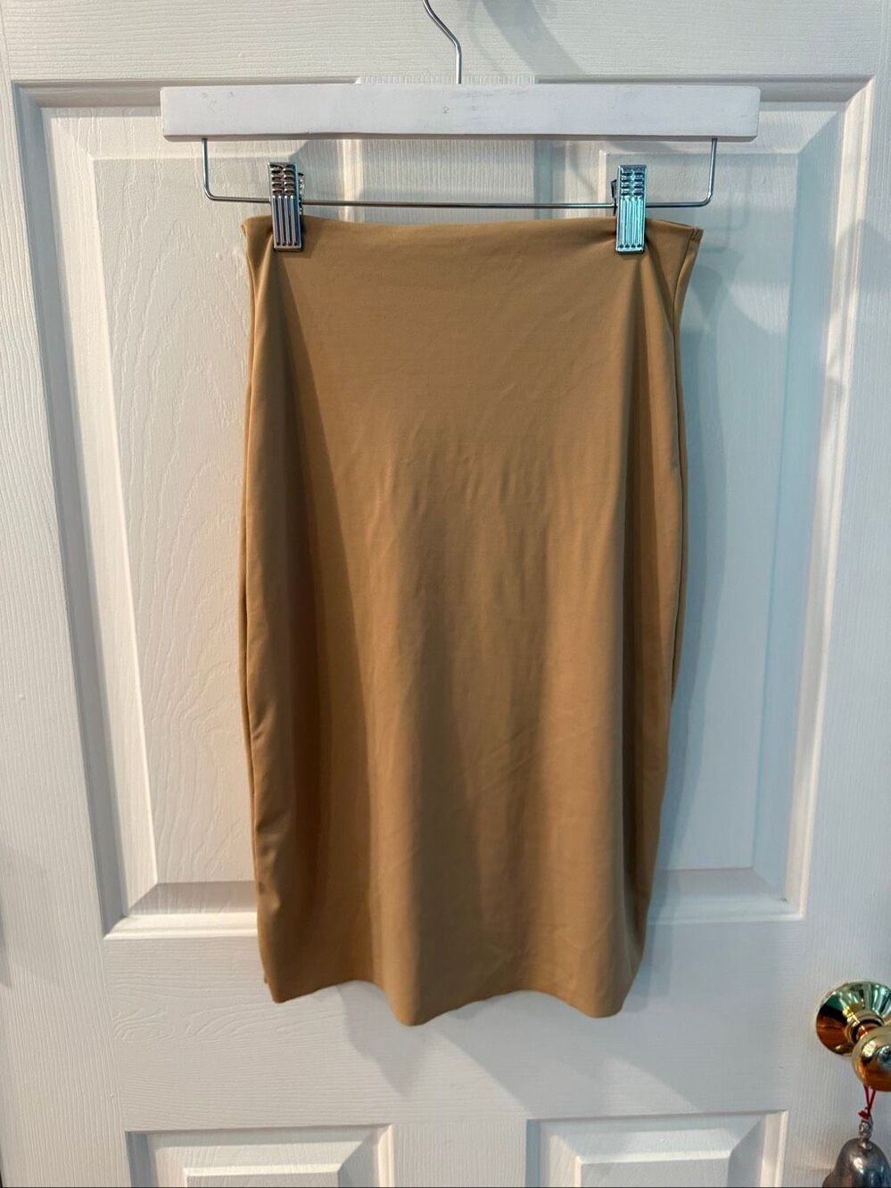 Assets Nude Skirt Slip sz L EUC